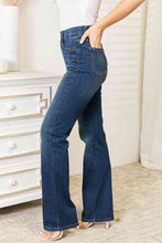 Load image into Gallery viewer, Judy Blue Elastic Waistband Slim Bootcut Jeans