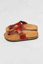 Load image into Gallery viewer, MMShoes Drift Away T-Strap Flip-Flop in Red