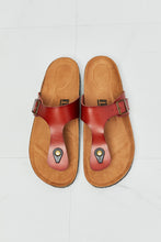 Load image into Gallery viewer, MMShoes Drift Away T-Strap Flip-Flop in Red