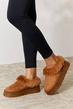 Load image into Gallery viewer, Legend Footwear Furry Chunky Platform Ankle Boots