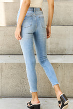 Load image into Gallery viewer, Judy Blue Button Fly Raw Hem Jeans