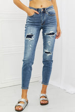 Load image into Gallery viewer, Judy Blue Dahlia Distressed Patch Jeans