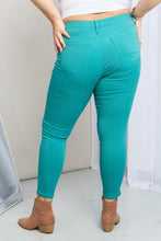Load image into Gallery viewer, YMI Jeanswear Kate Hyper-Stretch Mid-Rise Skinny Jeans in Sea Green